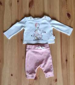 Set of 3 birth-sized outfits