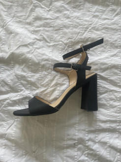 Esprit heeled sandals