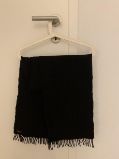 Black scarf 100% cashmere