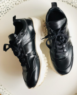 Black leather trainers Tiger of Sweden