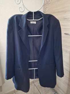 Schwarzer Blazer