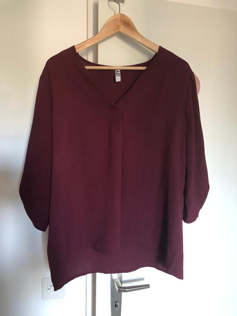 Bordeaux 3/4 sleeve blouse