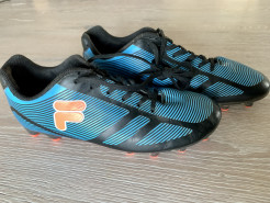 Fila football shoes size 35