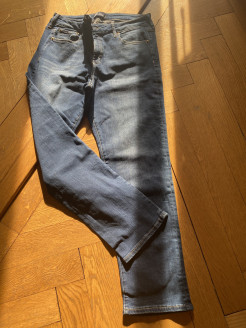 GAP Classic Straight Jeans