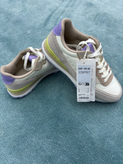 New Esprit trainers size 37