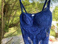 Very nice blue🌊 lace bodysuit - very good condition (used only 1x)