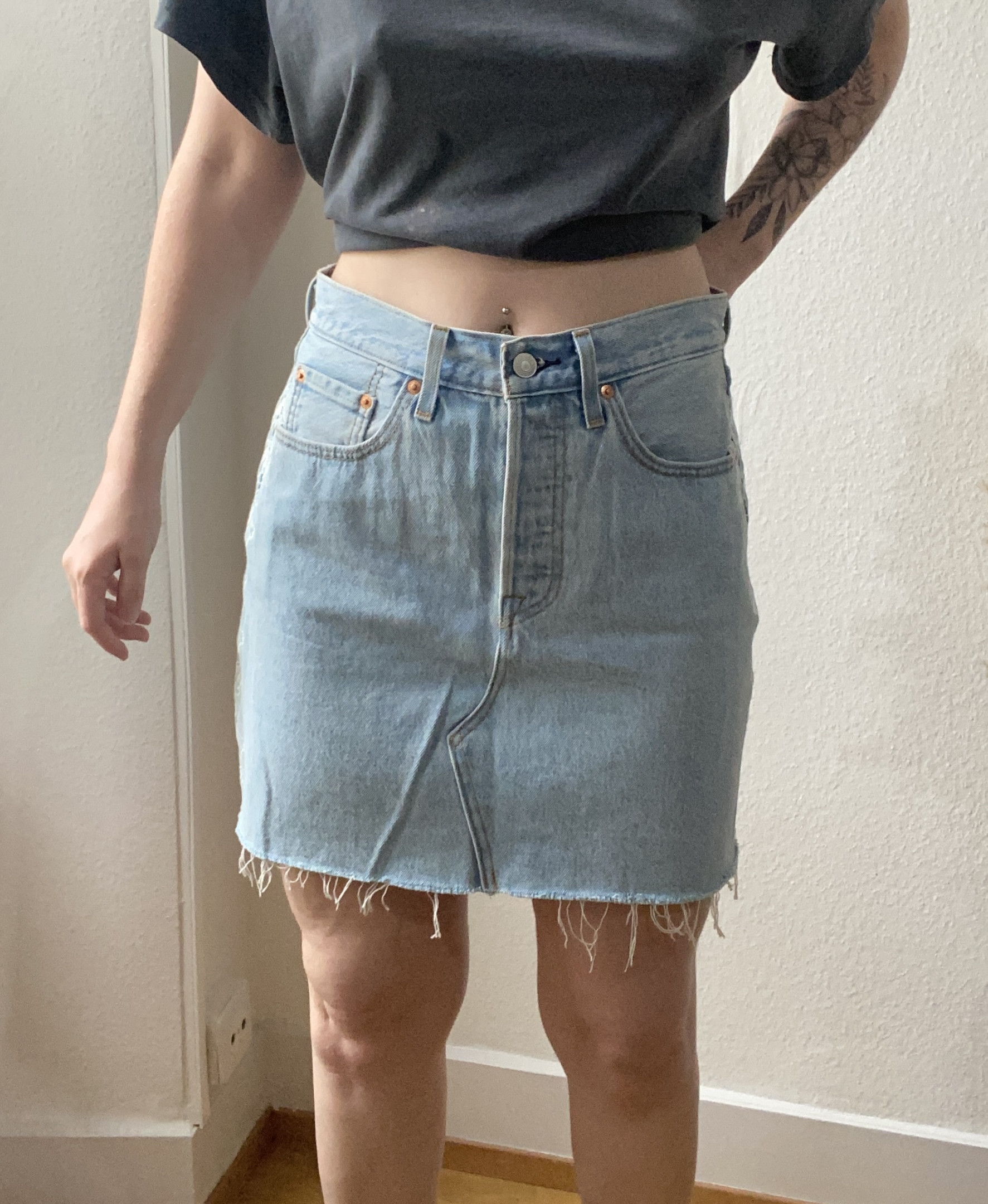 Levi's denim skirt