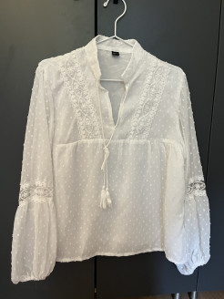 Embroidered blouse