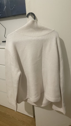 M Wool and Cashmere Sweater