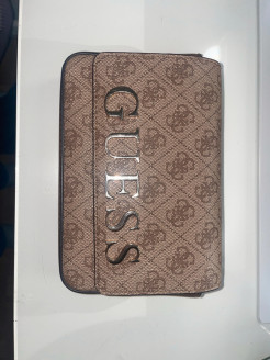 Tasche Guess