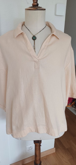 eggshell linen tunic size 40 (but really size 44)