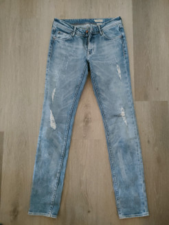 Röhrenjeans