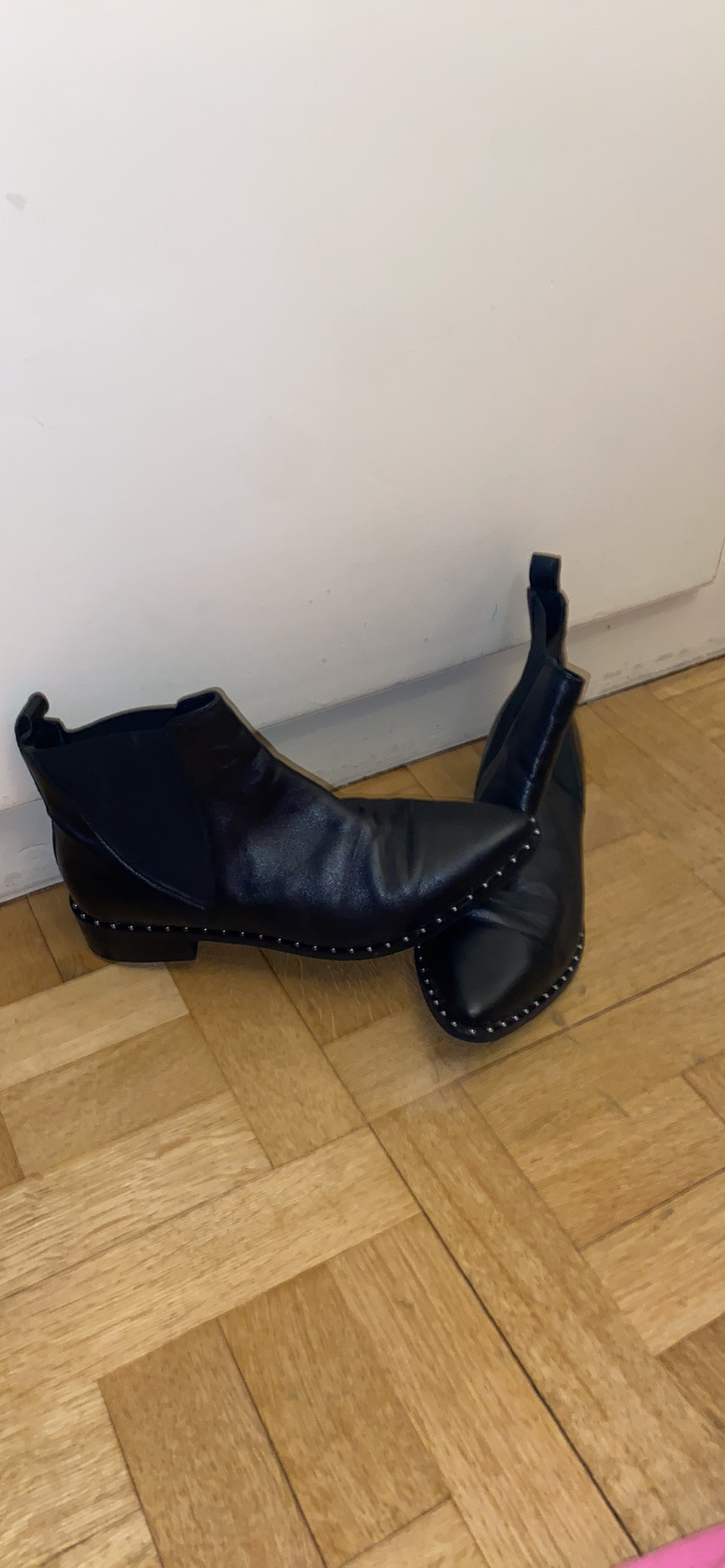 Black boot