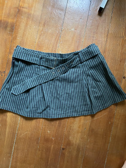 short skirt with stripes