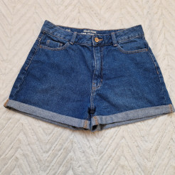 Short en jeans