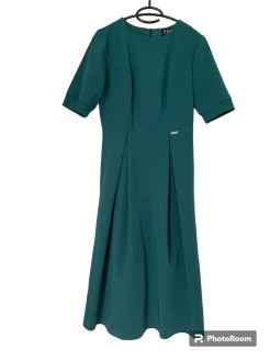 Robe mi-longue verte