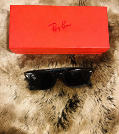 RAY-BAN NEW WAYFARER RB2132 901