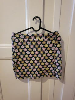 Floral mini-skirt