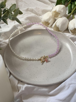 Mixed necklace with flowers