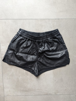 Leatherette shorts