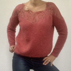 Soft lace jumper