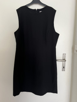 H&M Robe noire EUR M