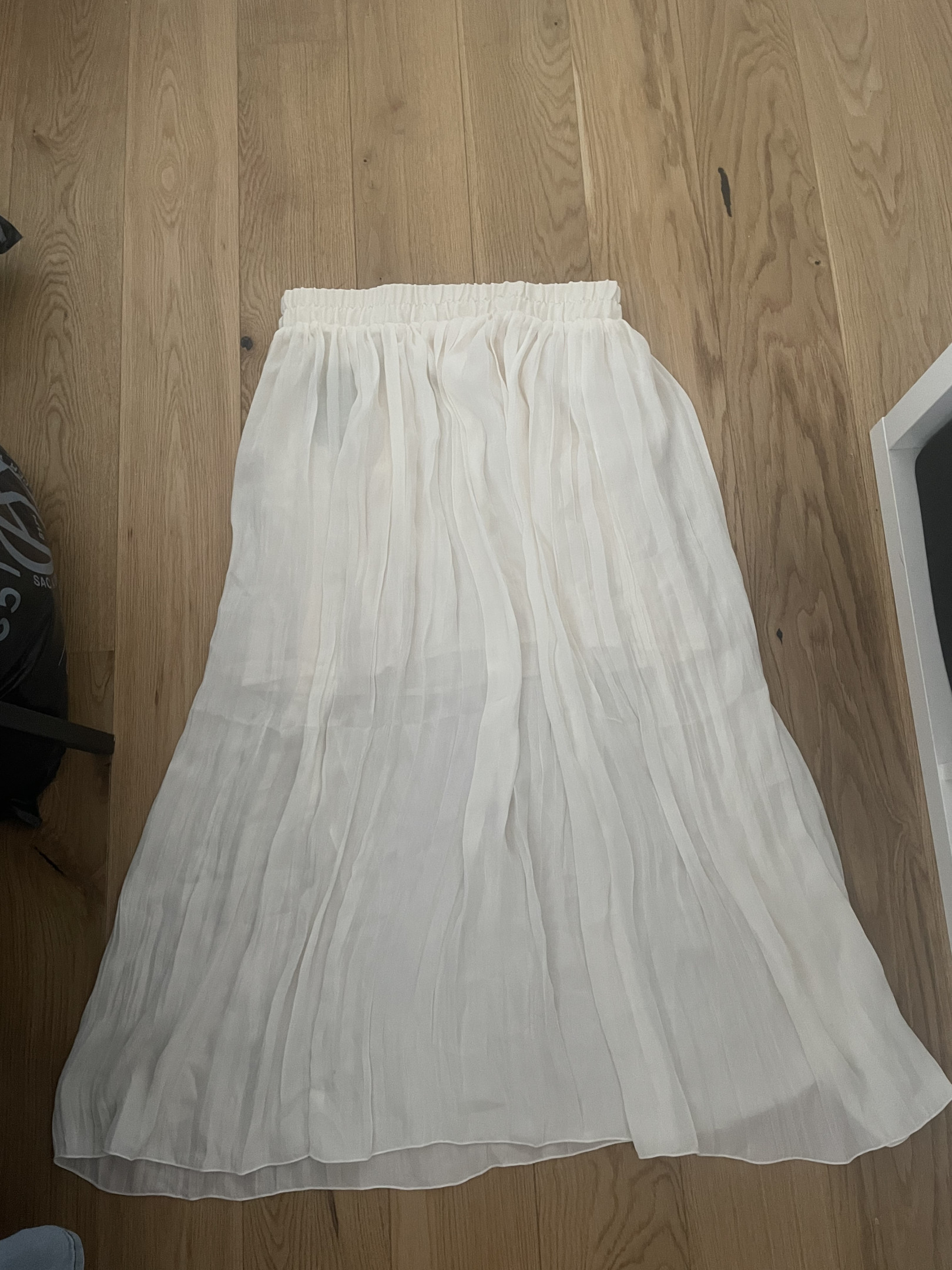 Long skirt, size M