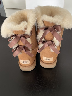 UGG-STIEFEL