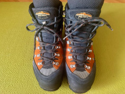 Meindl high hiking boots, size 44