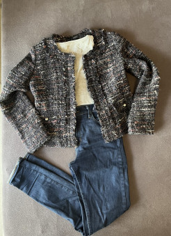 Short fitted jacket