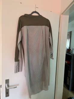 Halblanges Kleid aus 100% Baumwolle