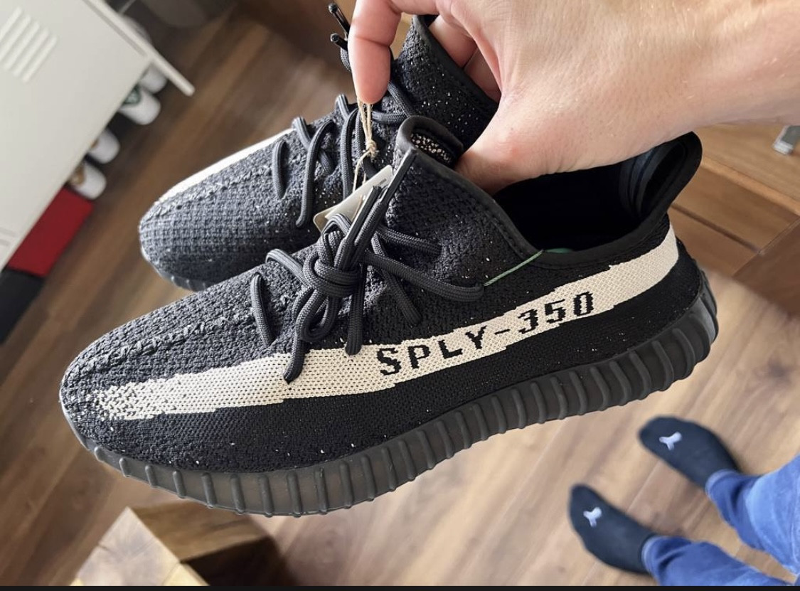 Yeezy oreo sale v1