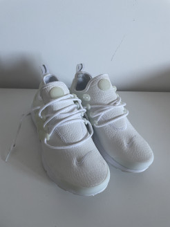 Nike presto white leather effect