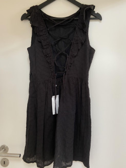 Robe noire molly bracken