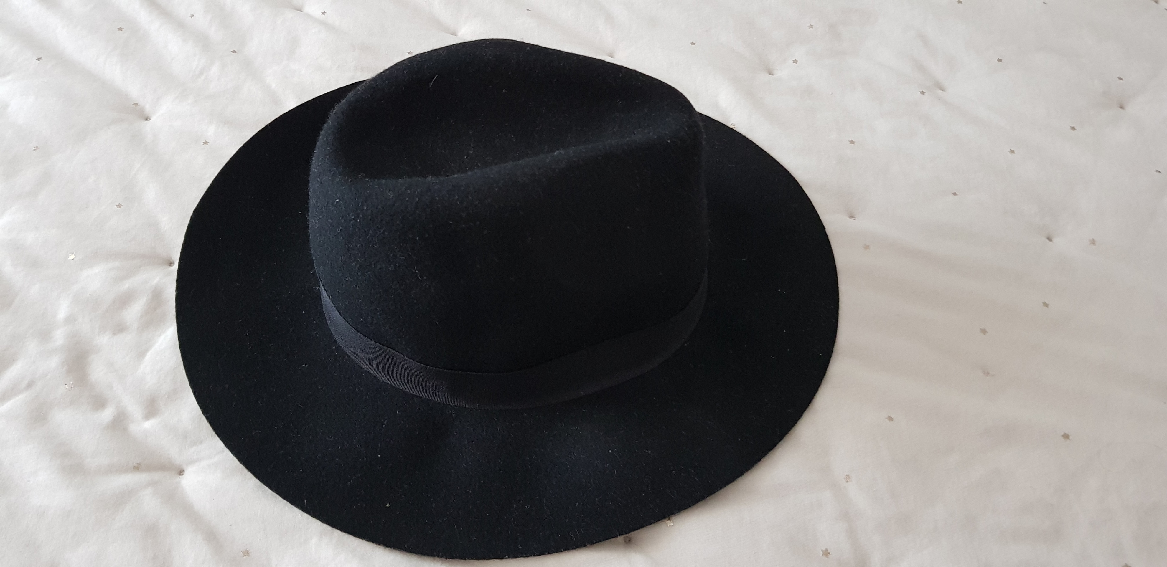 Black felt hat