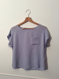 Large blue top size 36