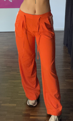 orange trousers