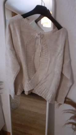 Beige Neckholder Pullover - Perfekter Zustand - T. S