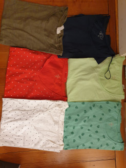 Pack of various t-shirts