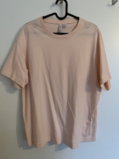 H&M light pink T-shirt (M)