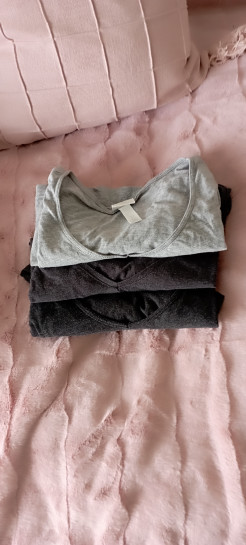 Set of 3 H&M basics t-shirts
