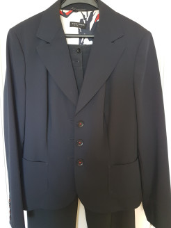 Blazer and trouser suit set