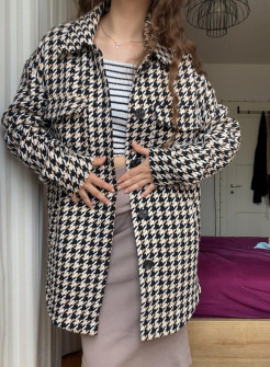 Short coat with houndstooth pattern