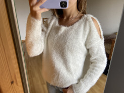 Weicher Pullover weiß