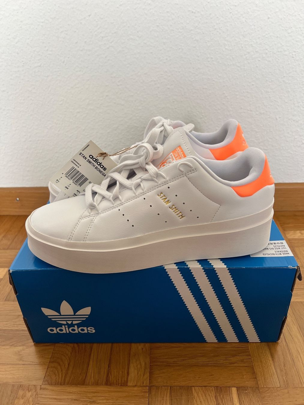 ADIDAS STAN SMITH BONEGA W 40 2/3 NEUE