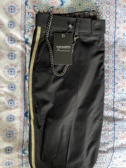 Black trousers Boohoo Size 30-32