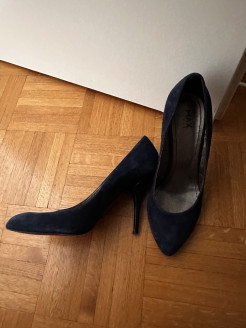 Midnight blue pumps