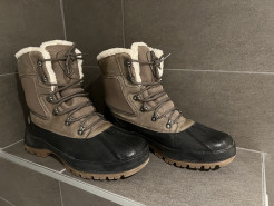 Men's snow boots , new price 159.-