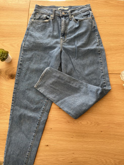 Jeans Levi's high waisted taper 27