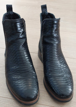 Bottine croco noires